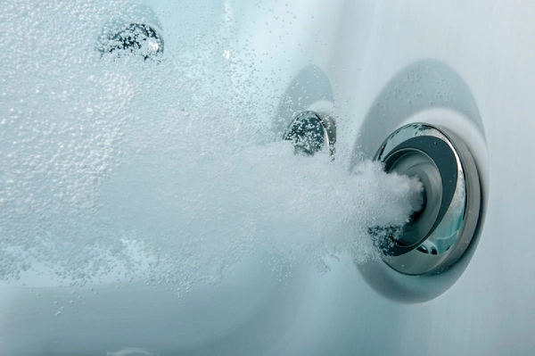 fix a hot tub leak - Jacuzzi jets